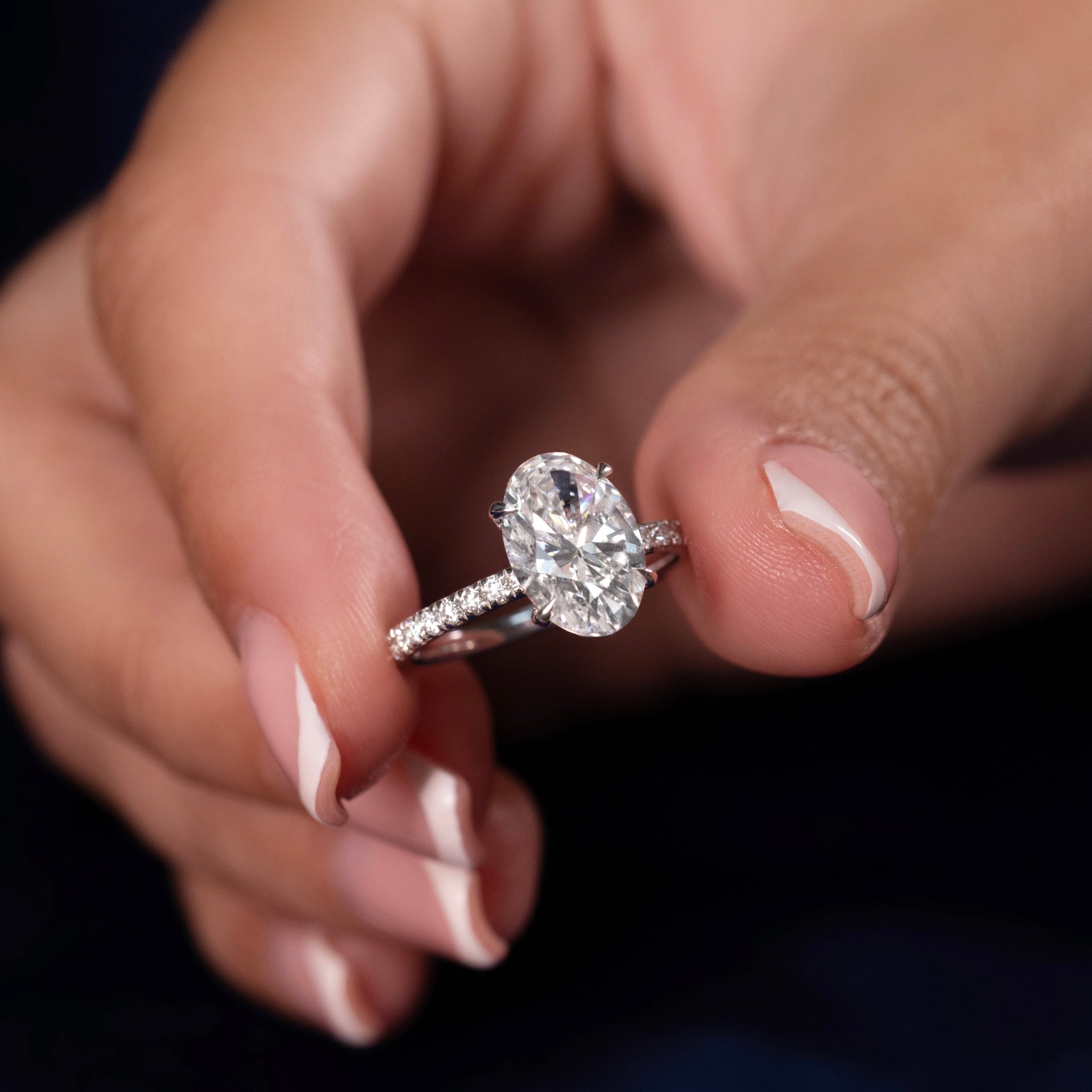 Can You Tell a Lab Grown Diamond from a Natural One?: Here’s How Experts Do It
