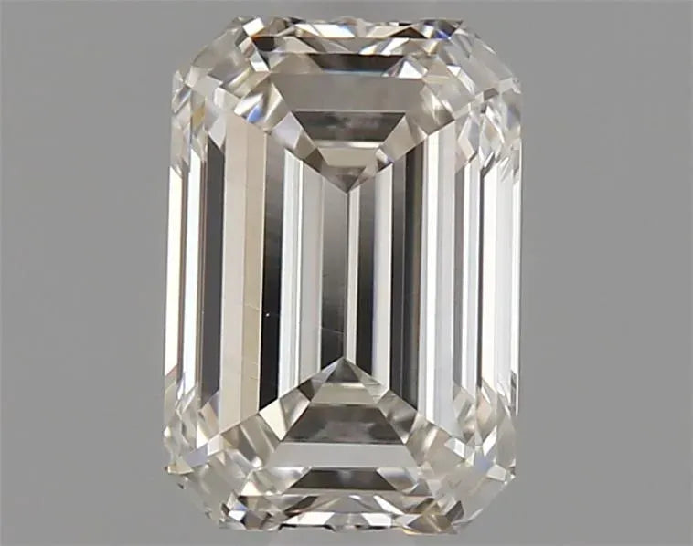 0.63ct Emerald Natural Diamond (Colour K, Clarity VVS1, GIA Certified)