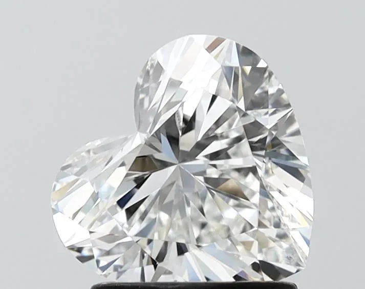 1.43ct Heart Lab Grown Diamond (Colour E, Clarity VVS1, IGI Certified)