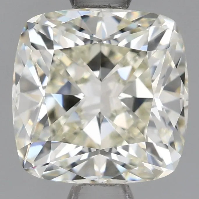 1.57ct Cushion modified Lab Grown Diamond (Colour J, Clarity VVS2, Cut EX, IGI Certified)