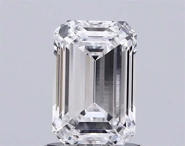 1.81ct Emerald Lab Grown Diamond (Colour D, Clarity VS1, IGI Certified)