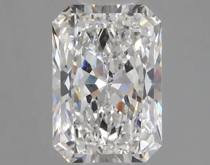 1.42ct Radiant Lab Grown Diamond (Colour E, Clarity VS2, IGI Certified)