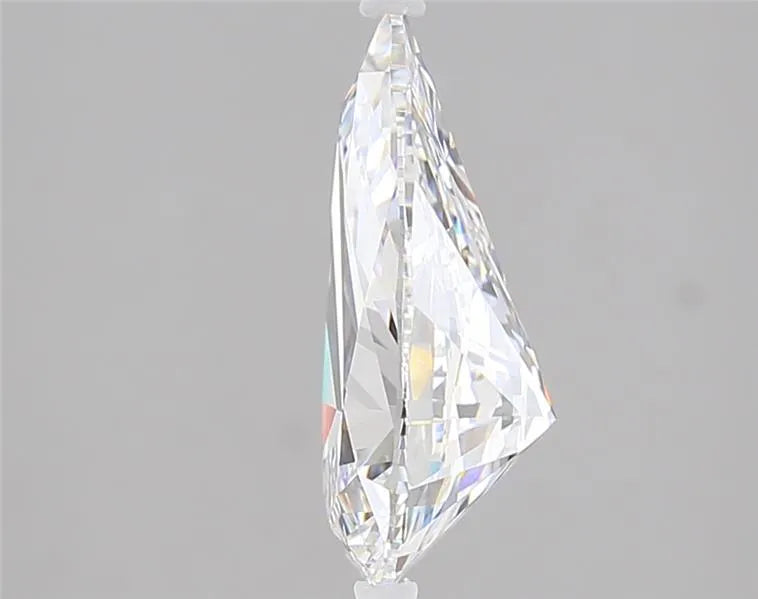 2.50ct Pear Lab Grown Diamond (Colour D, Clarity VVS2, IGI Certified)