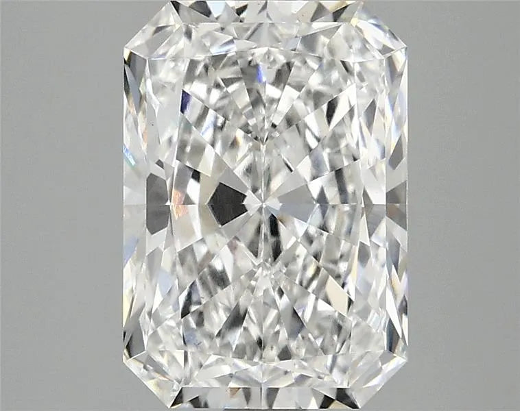 2.90ct Radiant Lab Grown Diamond (Colour E, Clarity VS1, IGI Certified)