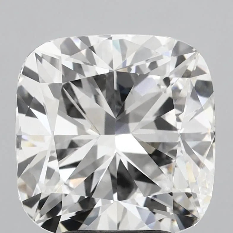 4.22ct Cushion modified Lab Grown Diamond (Colour E, Clarity VVS2, IGI Certified)
