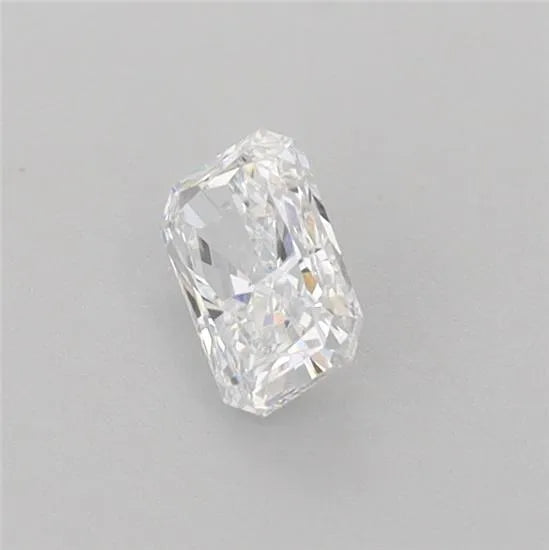 0.34ct Radiant Lab Grown Diamond (Colour E, Clarity VS2, IGI Certified)