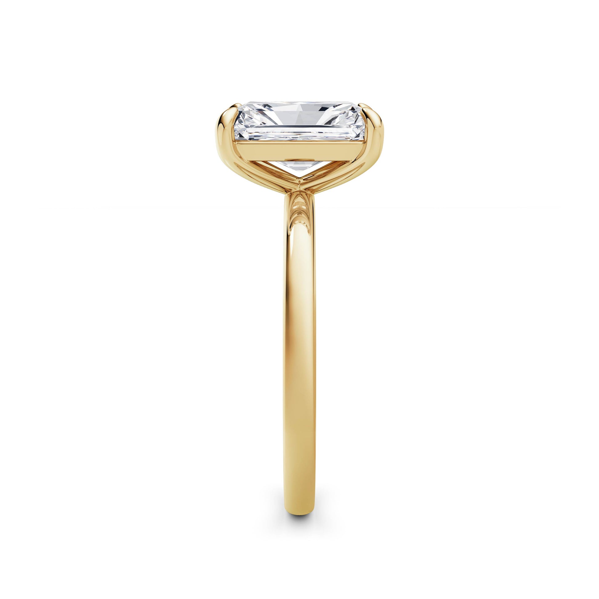 Emily 18k Yellow Gold Radiant Solitaire