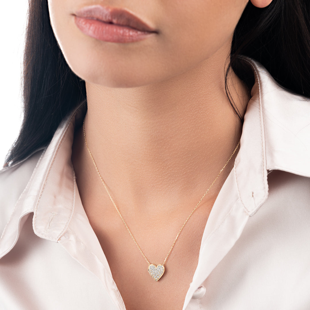 Lab-Grown Diamond Heart Pendant Yellow Gold