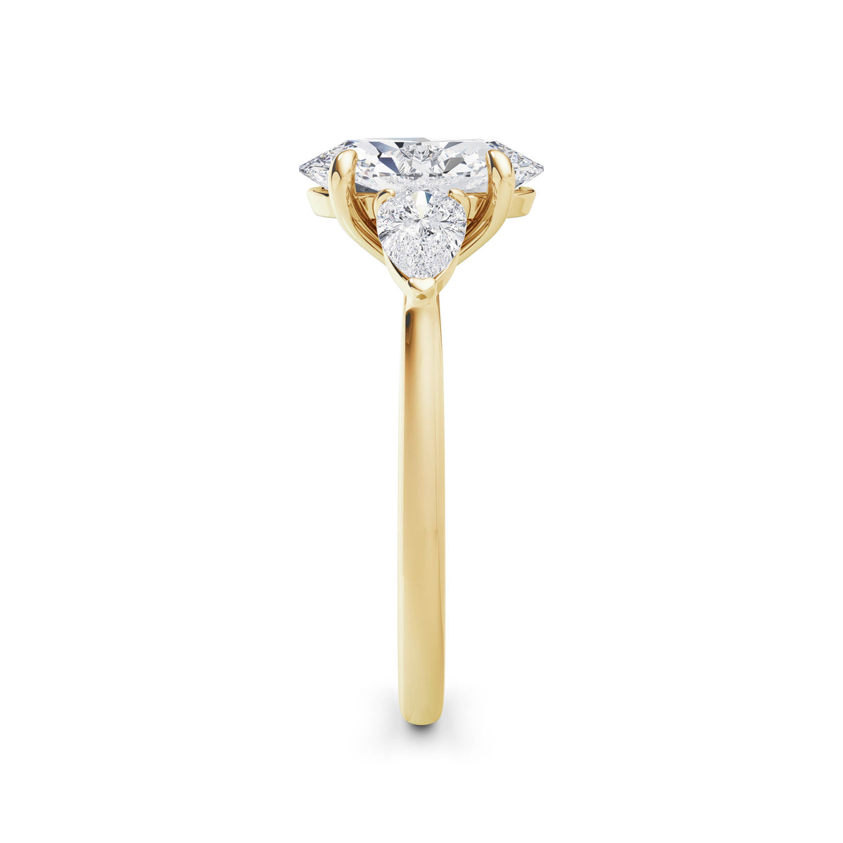 Freya 18k Yellow Gold Oval Trilogy