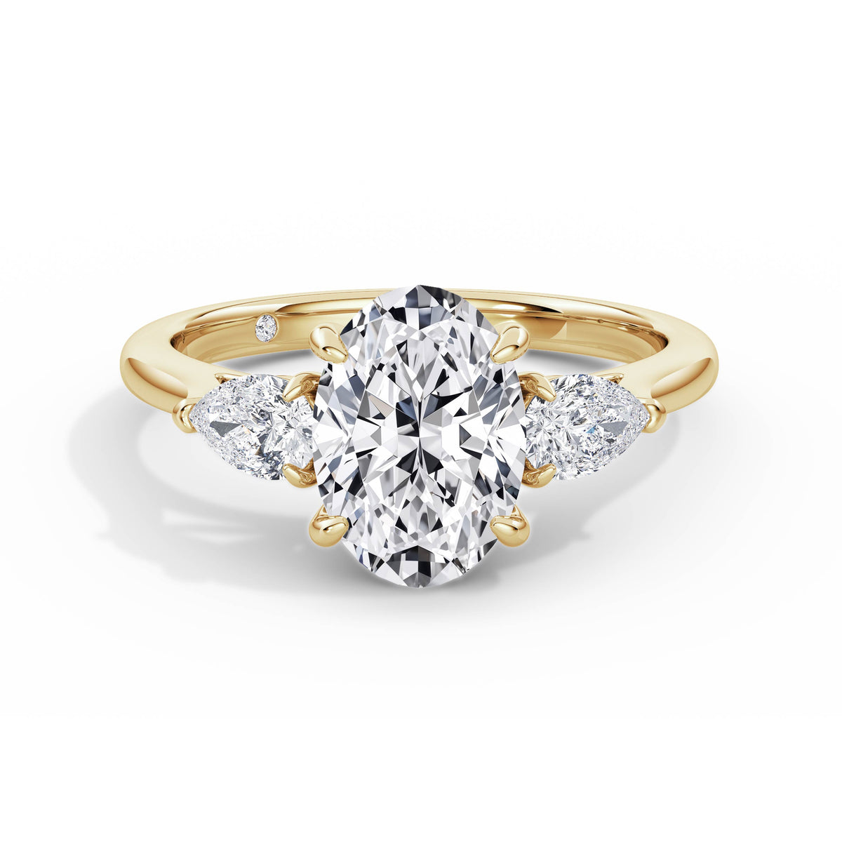 Freya 18k Yellow Gold Oval Trilogy