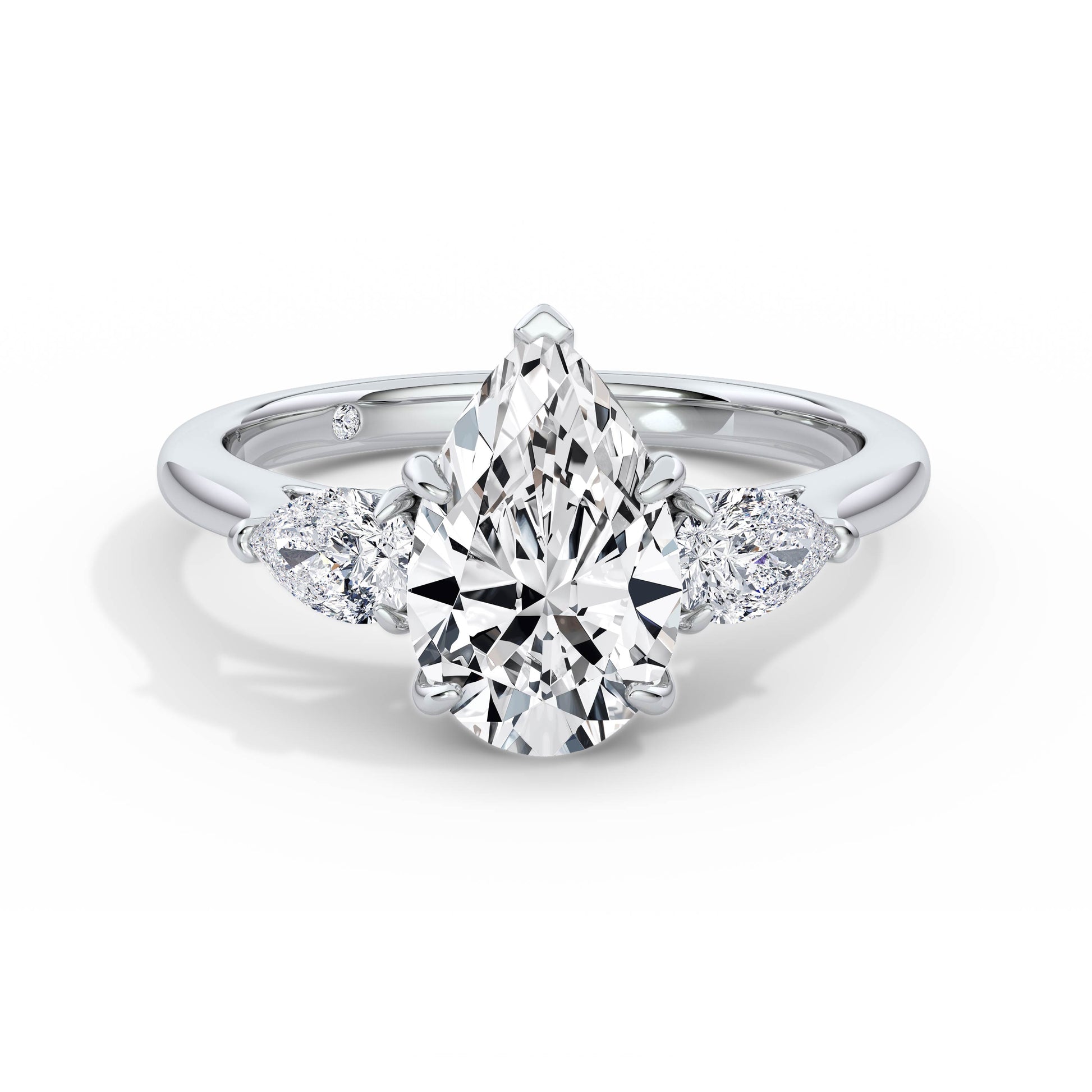 Freya 18k White Gold Pear Trilogy