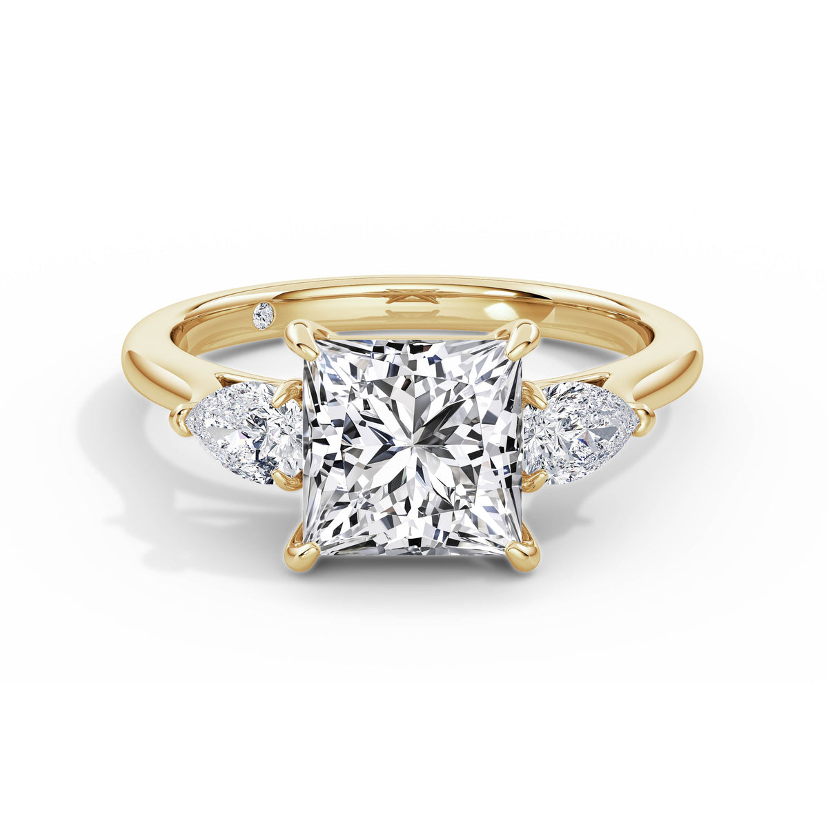 Freya 18k Yellow Gold Princess Trilogy
