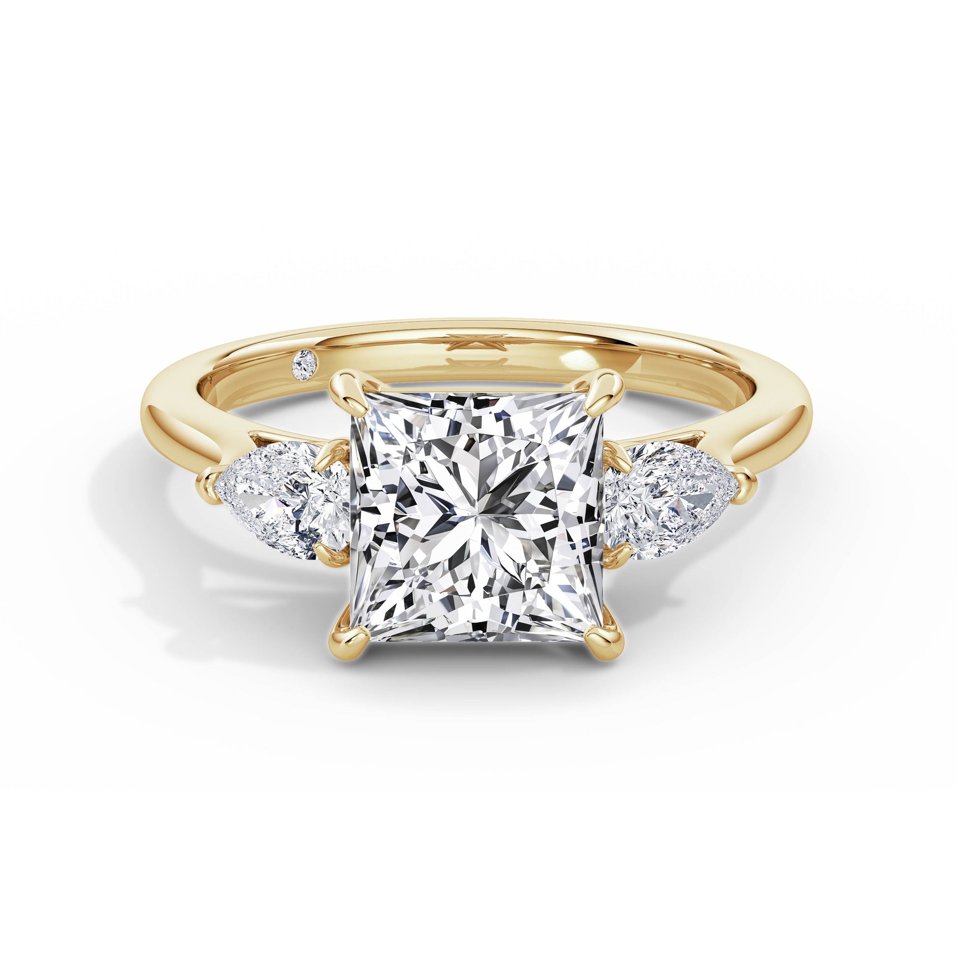 Freya 18k Yellow Gold Princess Trilogy