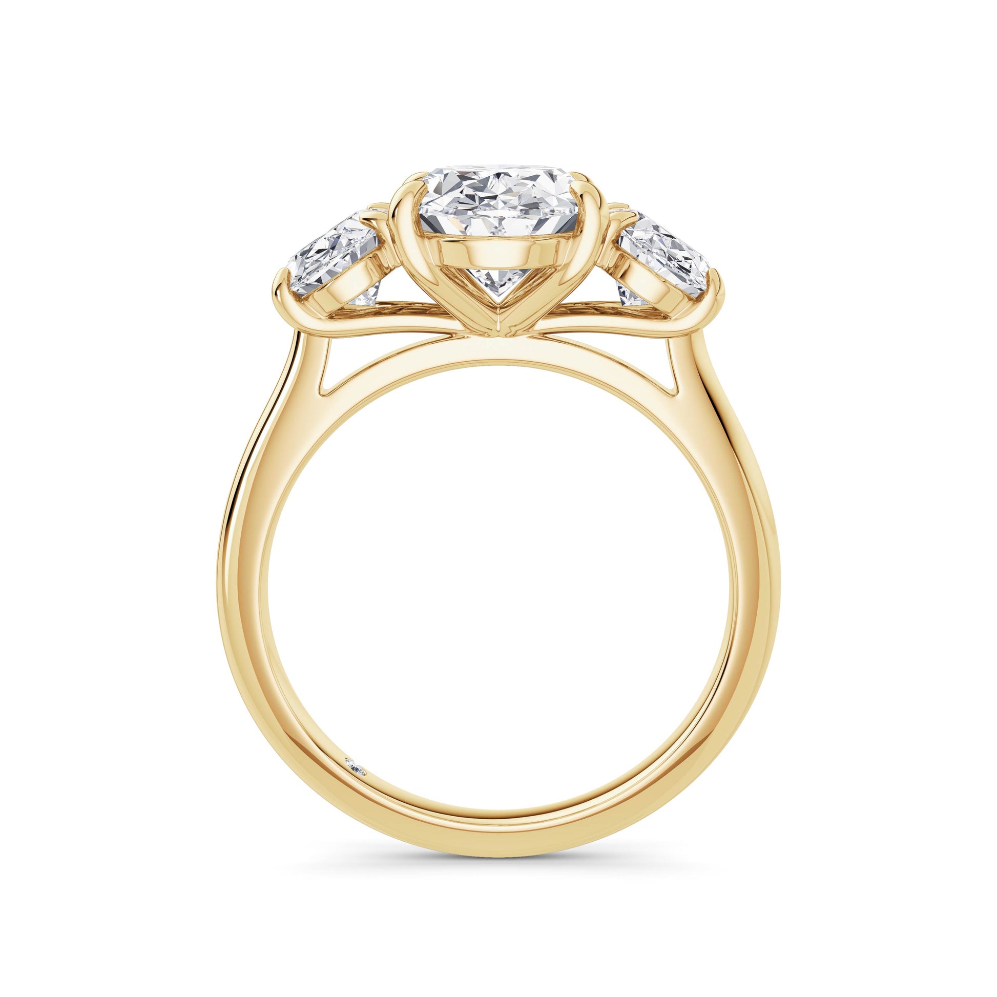 Heidi 18k Yellow Gold Oval Trilogy