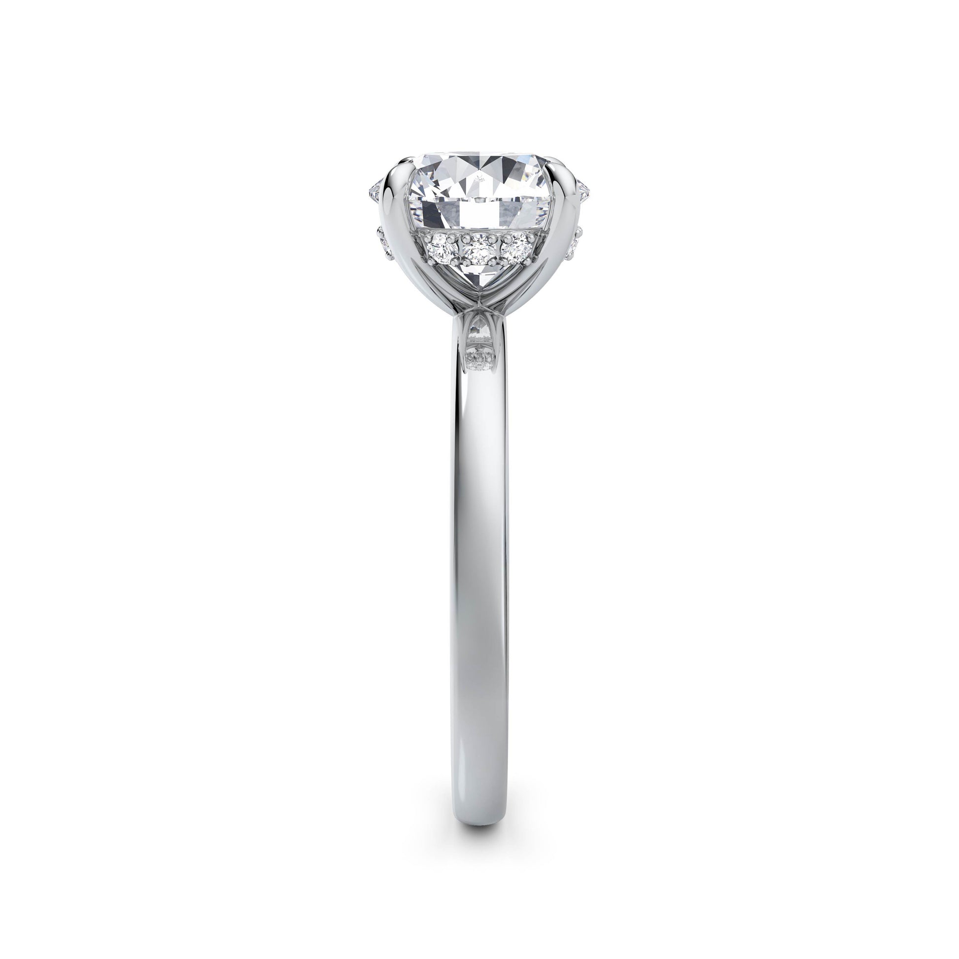 Lois 18k White Gold Round Solitaire