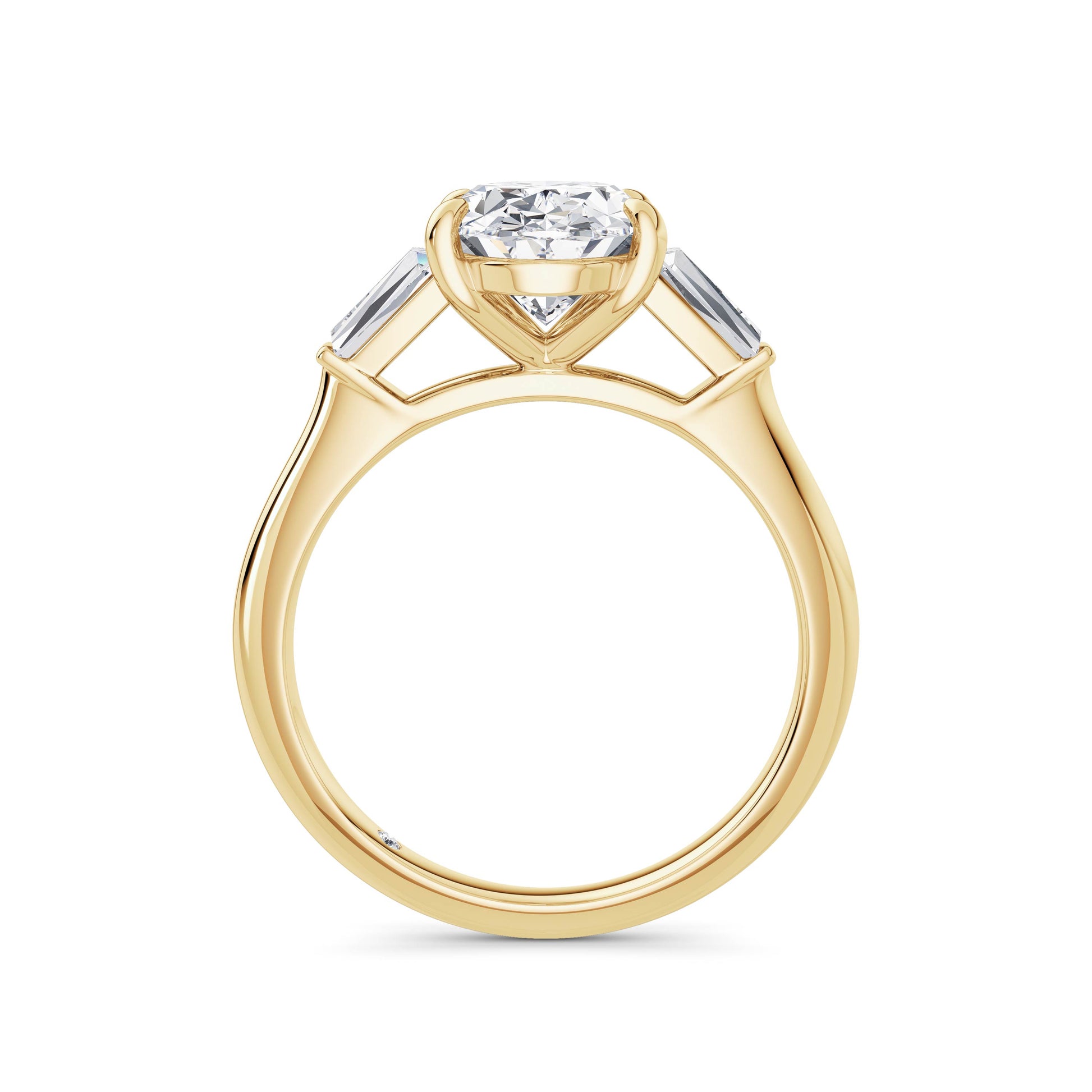 Lynne 18k Yellow Gold Oval Trilogy
