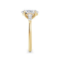 Lynne 18k Yellow Gold Oval Trilogy