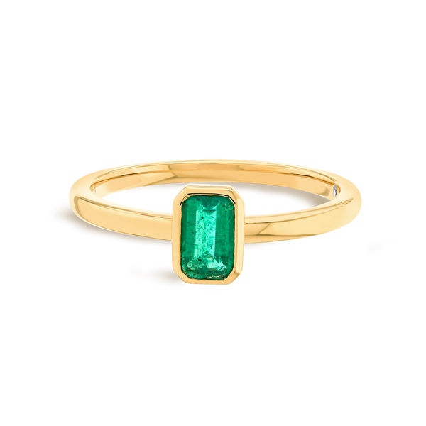 Emerald Green Emerald Bezel Yellow Gold Fashion Ring