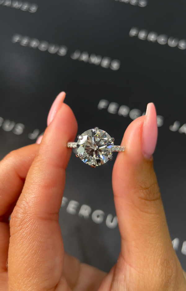 5 Carat Lab-Grown Diamond Band Engagement Ring - Round Diamond