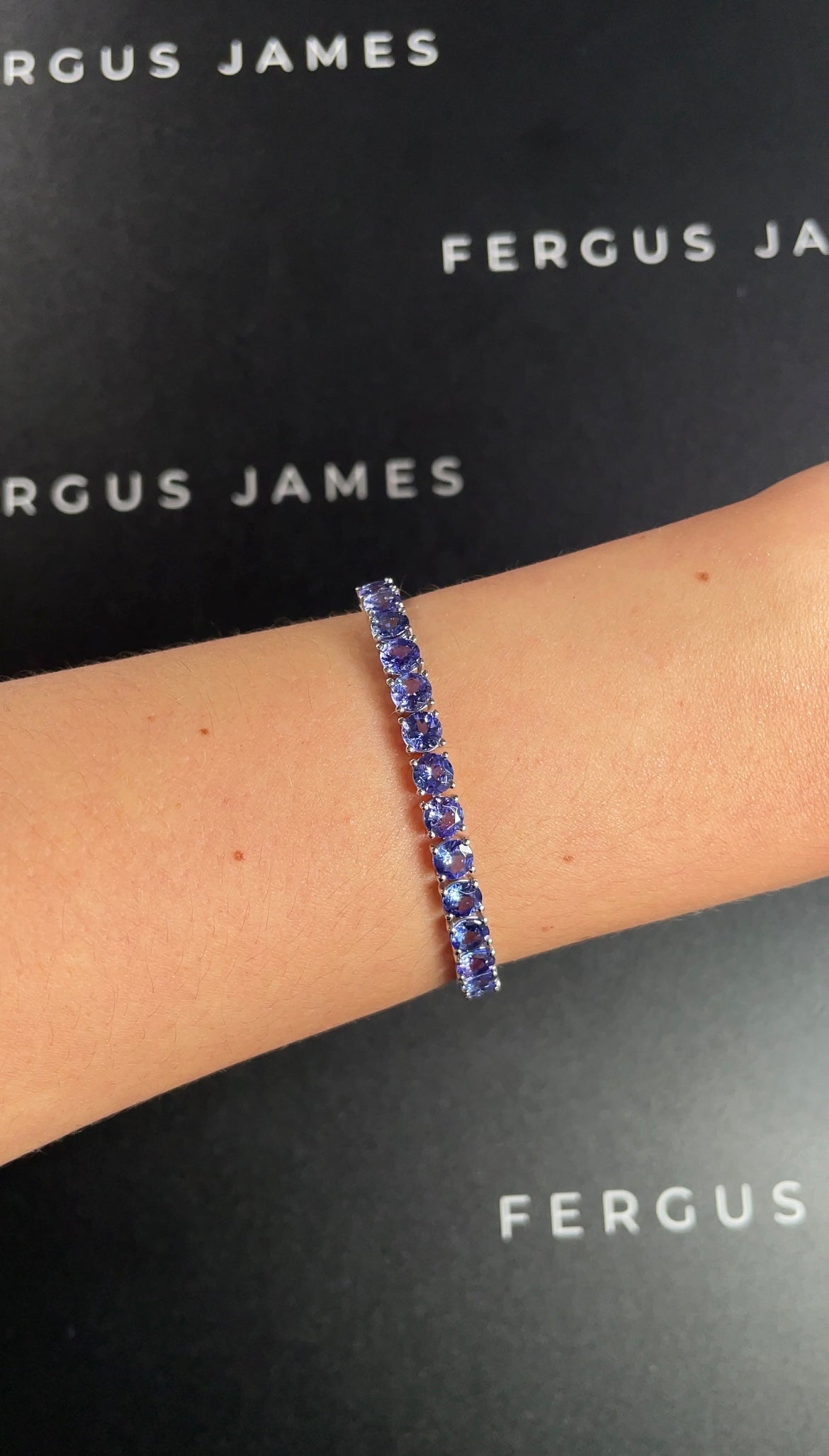 13 Carat Natural Tanzanite Tennis Bracelet