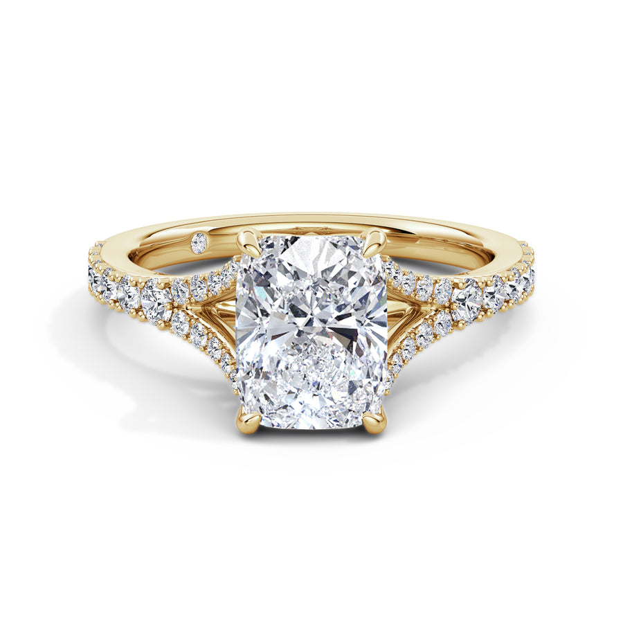Teresa 18k Yellow Gold Elongated Cushion Diamond Band
