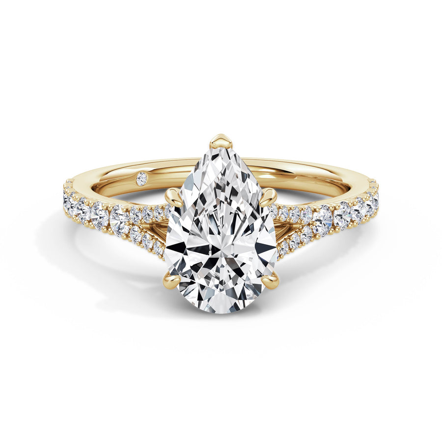 Teresa 18k Yellow Gold Pear Diamond Band