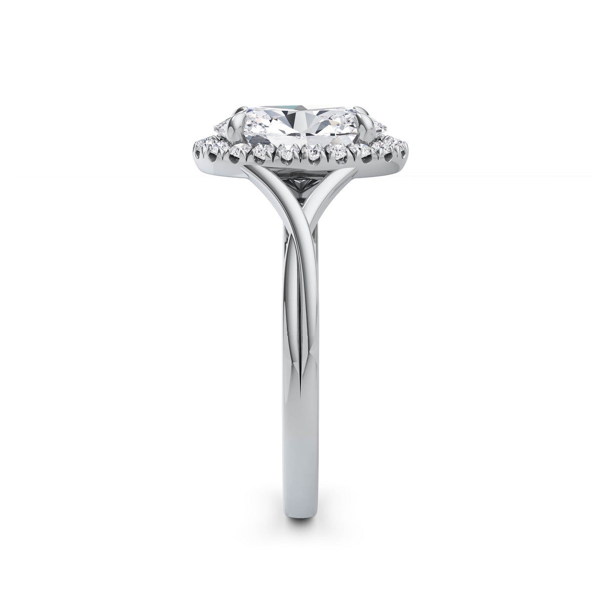 Vicky 18k White Gold Oval Halo