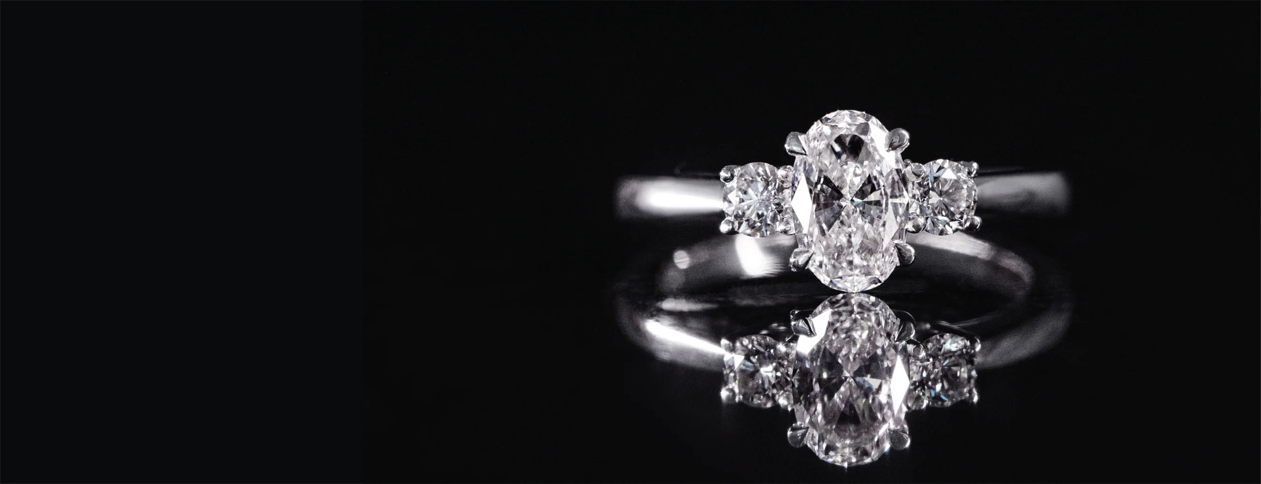 18 Carat White Gold Engagement Rings