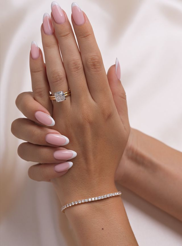 Cushion Cut Diamond Rings