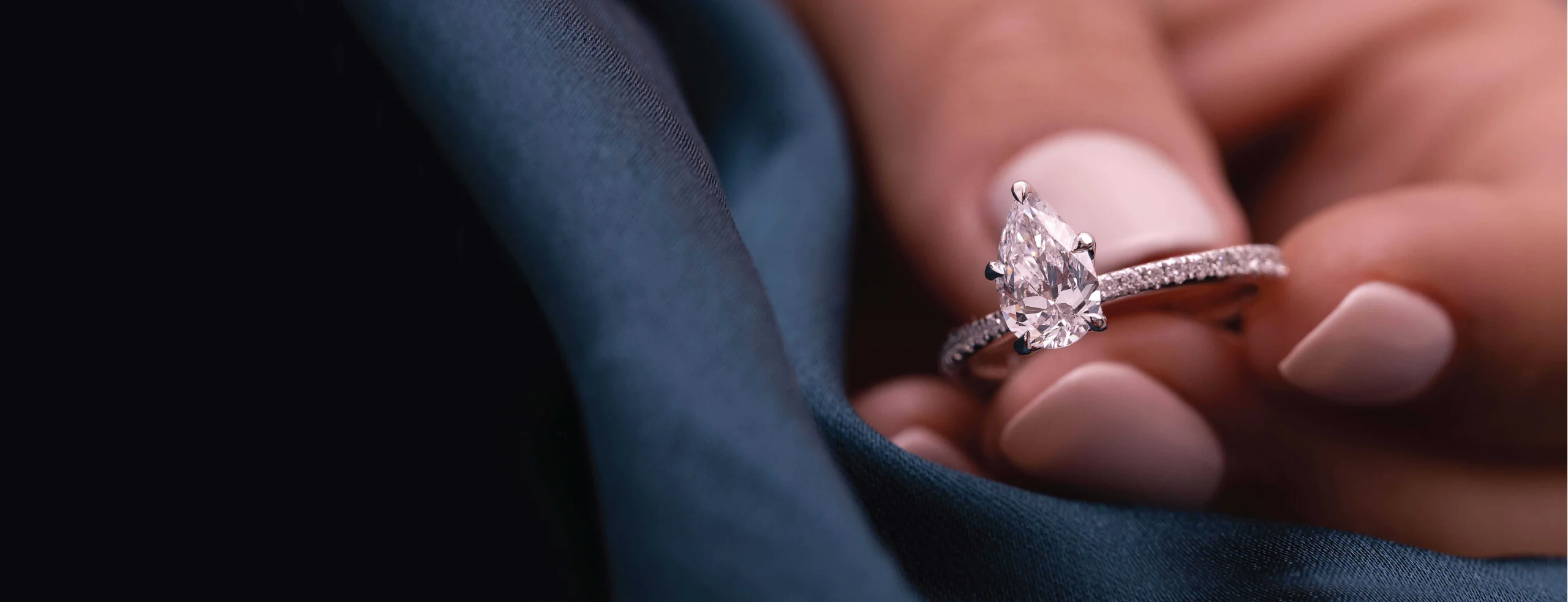 Pear Diamond Engagement Rings